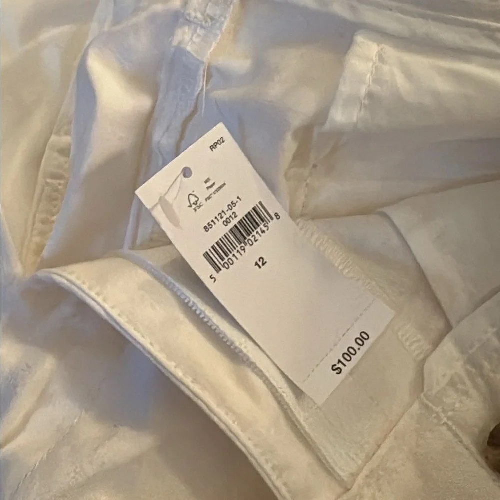 Banana Republic Factory Linen Blend Wide Leg Pleated Trouser // White